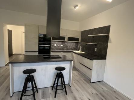 Pronájem bytu, 2+kk, 64 m² obrázek