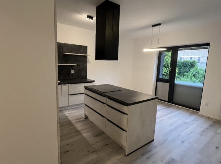 Pronájem bytu, 2+kk, 64 m²