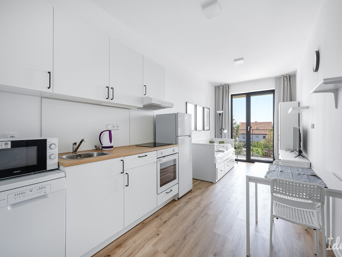 Pronájem bytu 1+kk, Za Černým mostem, Kyje, 17 000 Kč/měs, 24 m2