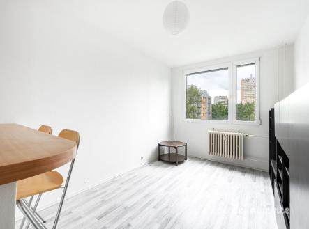 Pronájem bytu, 2+kk, 42 m²
