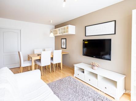 Pronájem bytu, 4+kk, 68 m²