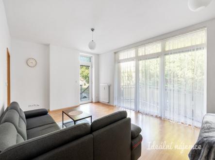 Pronájem bytu, 1+kk, 48 m²