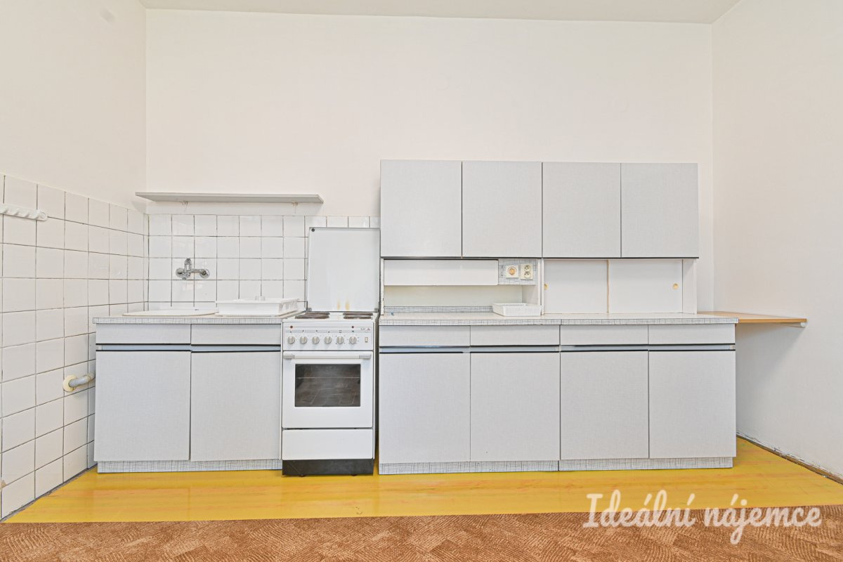 Pronájem bytu 3+1, Sokolovská, Bučovice,  16.500 Kč/měs, 77 m2