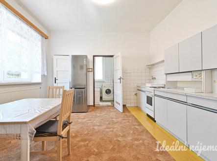 Pronájem bytu, 3+1, 77 m²