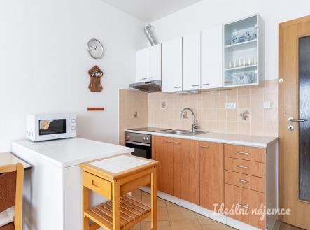 Pronájem bytu, 1+kk, 34 m²