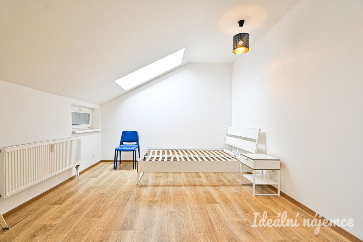 Pronájem bytu 1+kk, Cejl, Zábrdovice, 31 m2