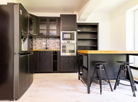 Pronájem bytu, 1+kk, 32 m²