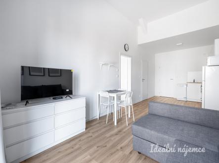 Pronájem bytu, 2+kk, 58 m²