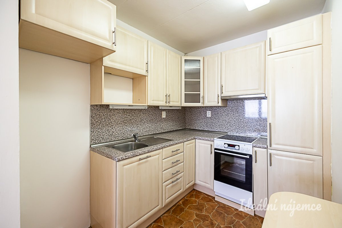 Pronájem bytu 2+kk, Doležalova, Černý Most, 17900 Kč/měs, 45 m2