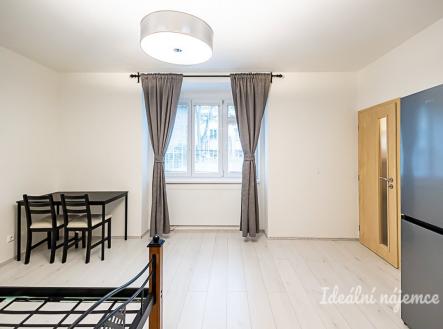 Pronájem bytu, 1+kk, 27 m²