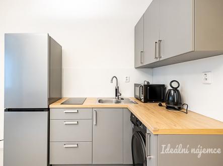 Pronájem bytu, 1+kk, 27 m²