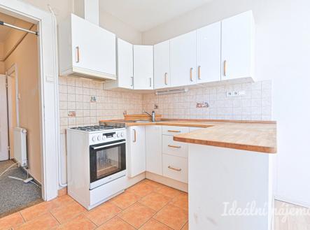 Pronájem bytu, 2+kk, 41 m² obrázek