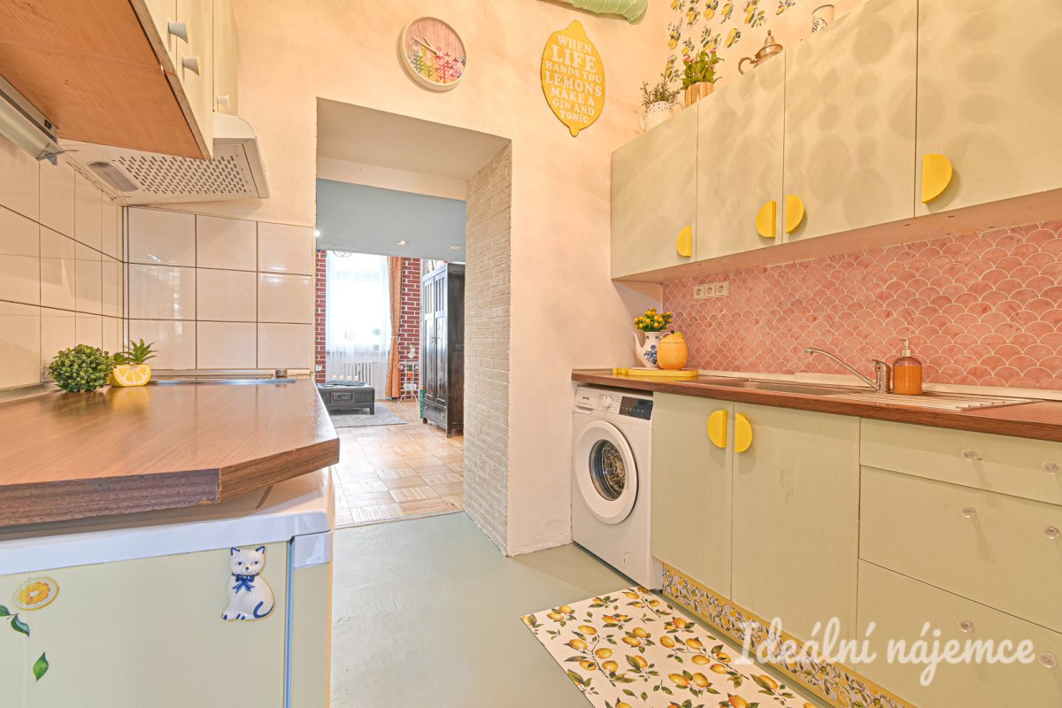 Pronájem bytu 1+1, Körnerova, Zábrdovice,  15.000 Kč/měs, 32 m2