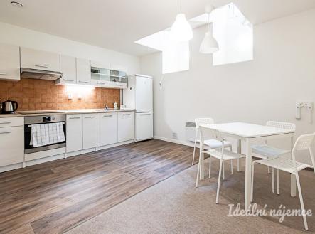 Pronájem bytu, 1+kk, 63 m² obrázek