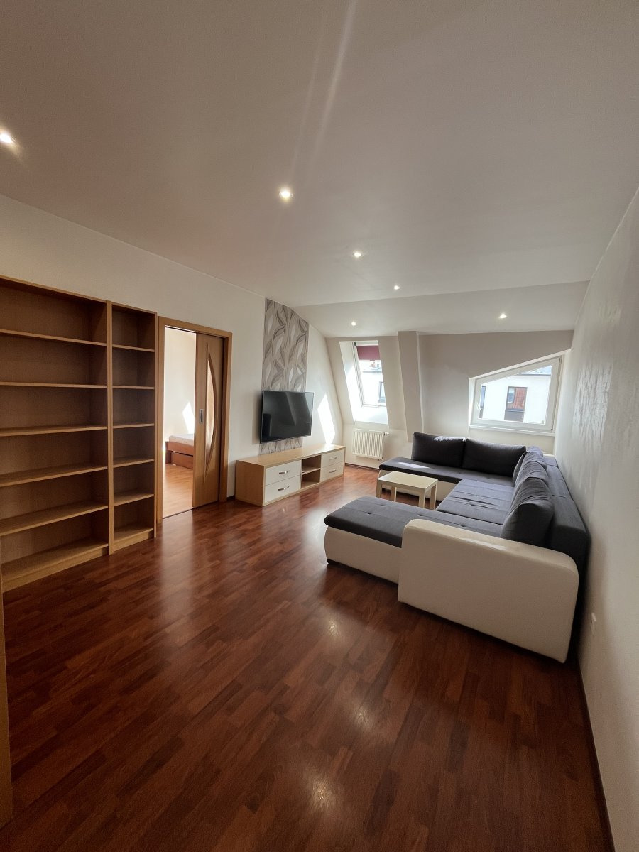 Pronájem bytu 3+1 s parkovacím stáním, Mlýnská, Prostějov, 17 000 Kč/měs, 76 m2