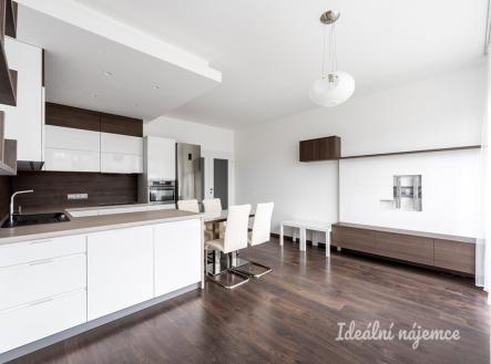 Pronájem bytu, 3+kk, 87 m²