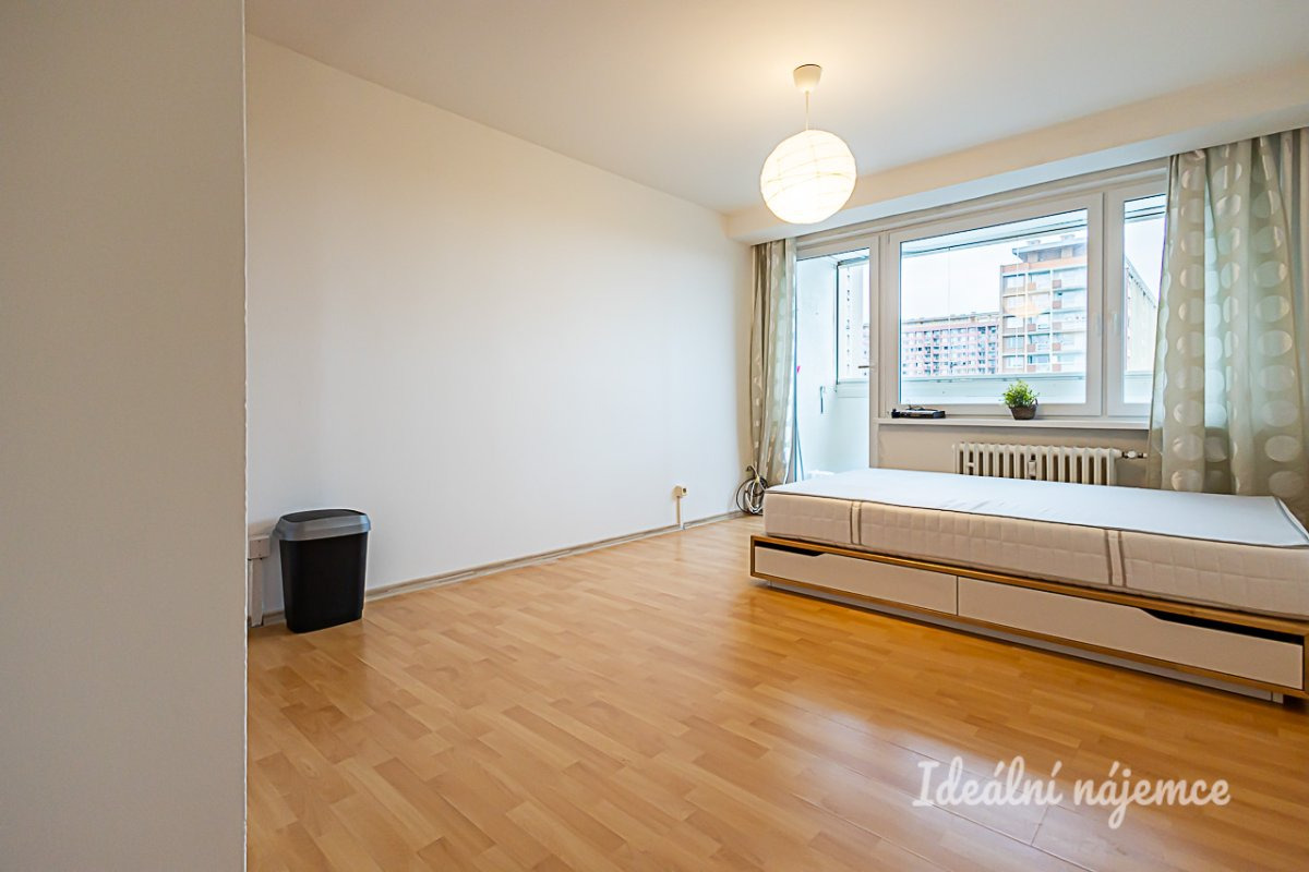 Pronájem bytu 1+kk, Kyselova, Kobylisy, 13900 Kč/měs, 22 m2