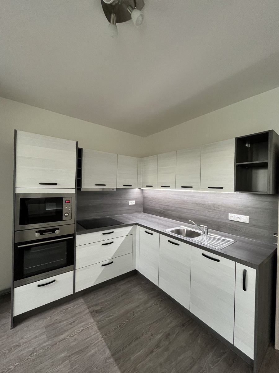 Pronájem bytu 2+kk, Edvarda Beneše, Řepčín, 16000 Kč/měs, 61 m2