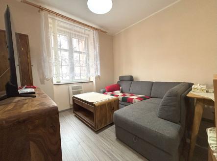 Pronájem bytu, 2+kk, 39 m²