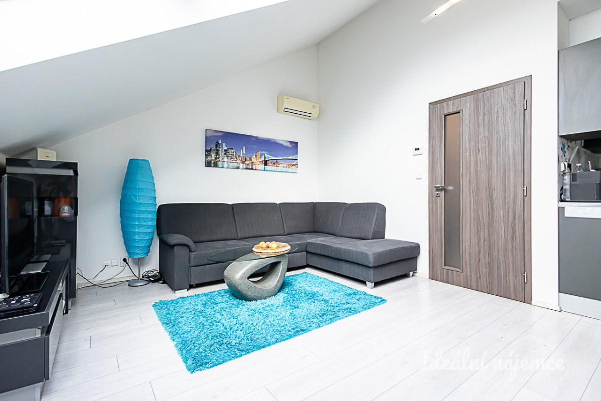 Pronájem bytu 2+kk, Sokolská, Nové Město, 24600 Kč/měs, 49 m2