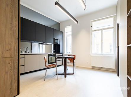 Pronájem bytu, 2+1, 70 m²