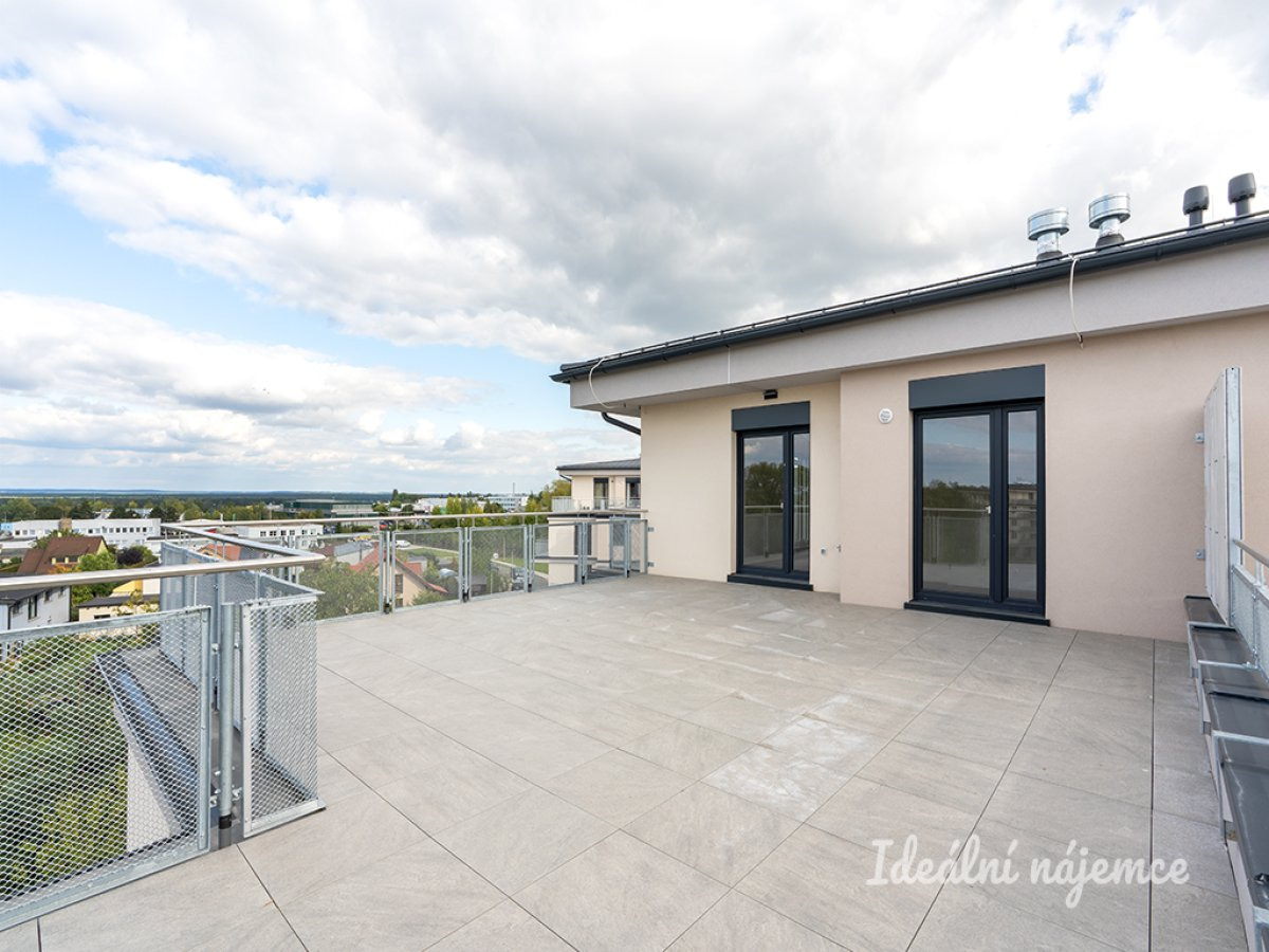 Pronájem bytu 2+kk, Augustina Lukeše, Brandýs nad Labem, 22500 Kč/měs, 48 m2