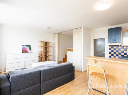 Pronájem bytu, 1+kk, 39 m²