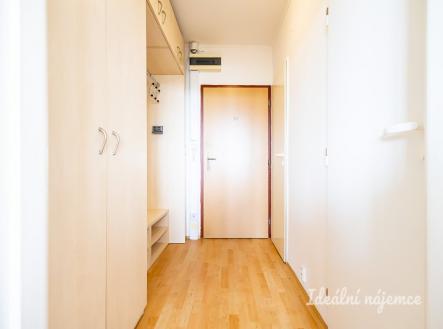 Pronájem bytu, 1+kk, 39 m²