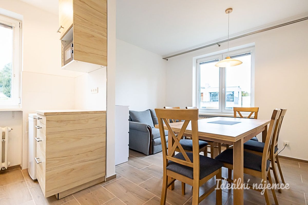 Pronájem bytu 4+kk, Jeremenkova, Podolí, 32500 Kč/měs, 94 m2