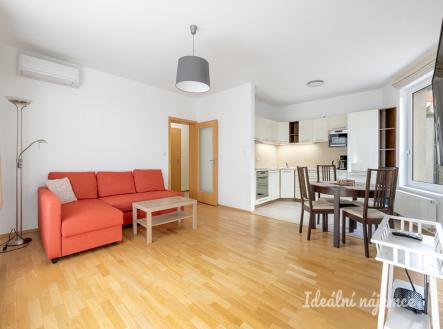 Pronájem bytu, 2+kk, 63 m²