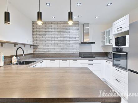 Pronájem bytu, 2+kk, 57 m²