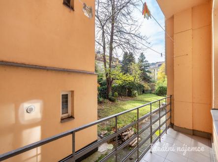 Pronájem bytu, 1+kk, 33 m²