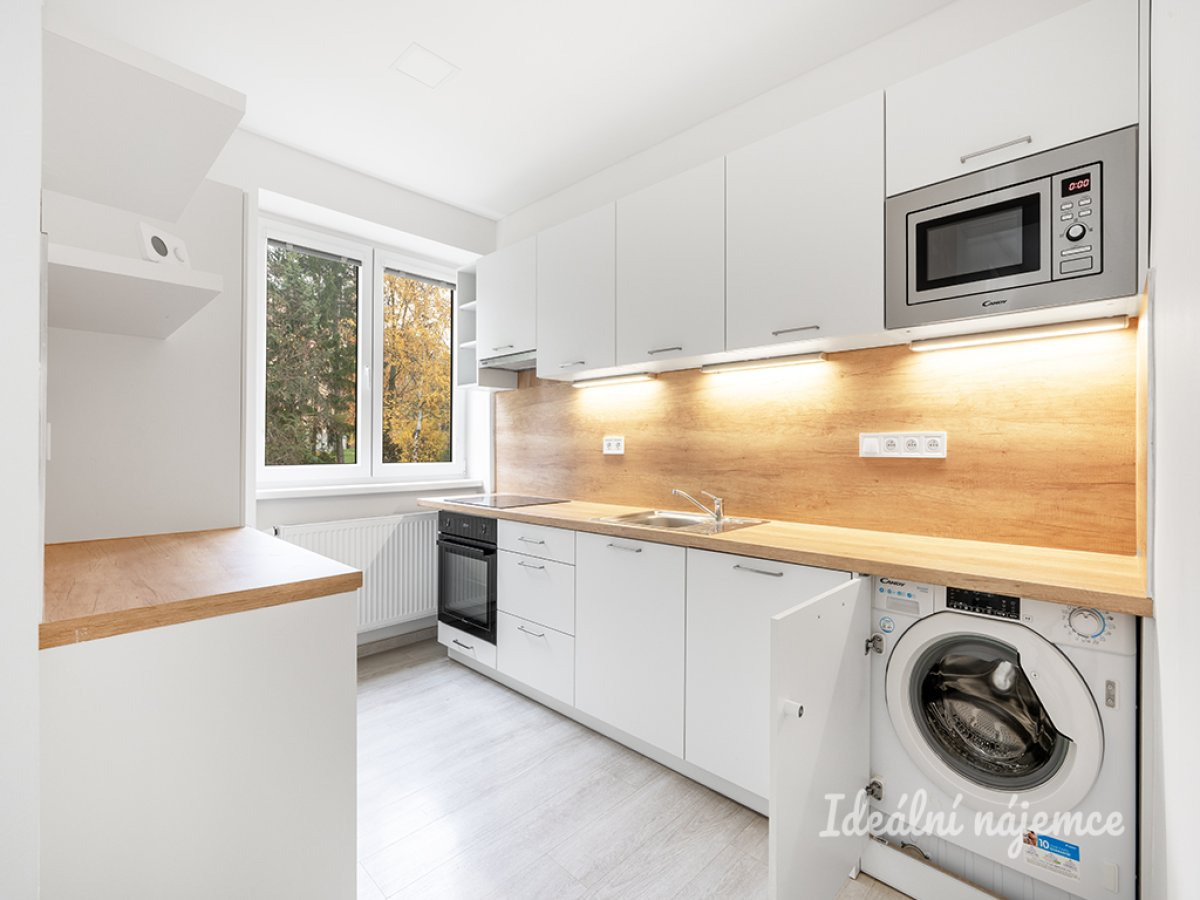 Pronájem bytu 3+1, Rosečská, Krč, 28000 Kč/měs, 84 m2