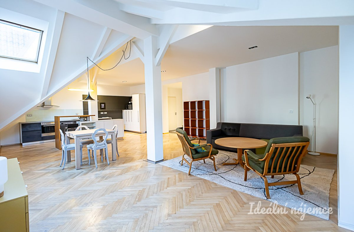 Pronájem bytu 3+kk, Valentinská, Staré Město, 114 m2