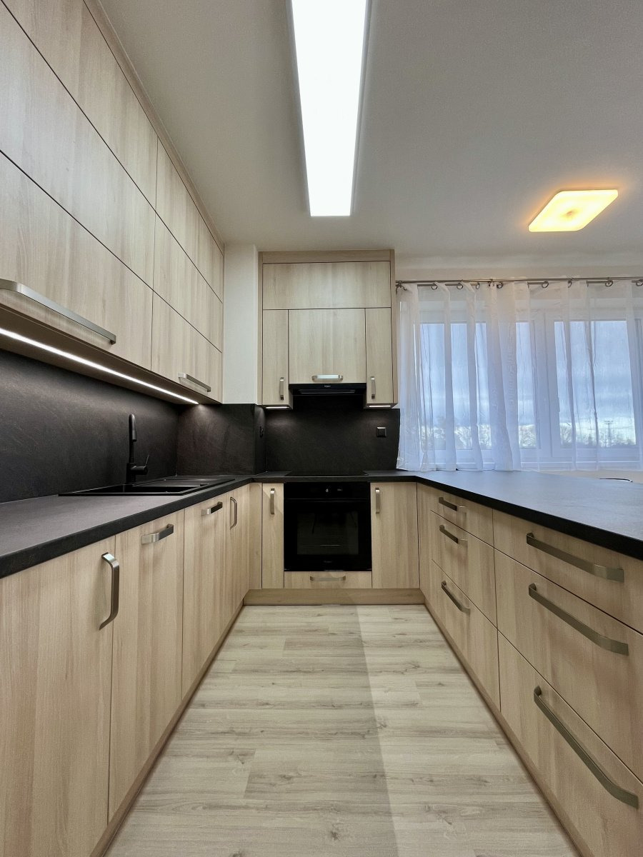 Pronájem bytu 2+kk, Císařského pluku, Opava-Předměstí, 15500 Kč/měs, 56 m2