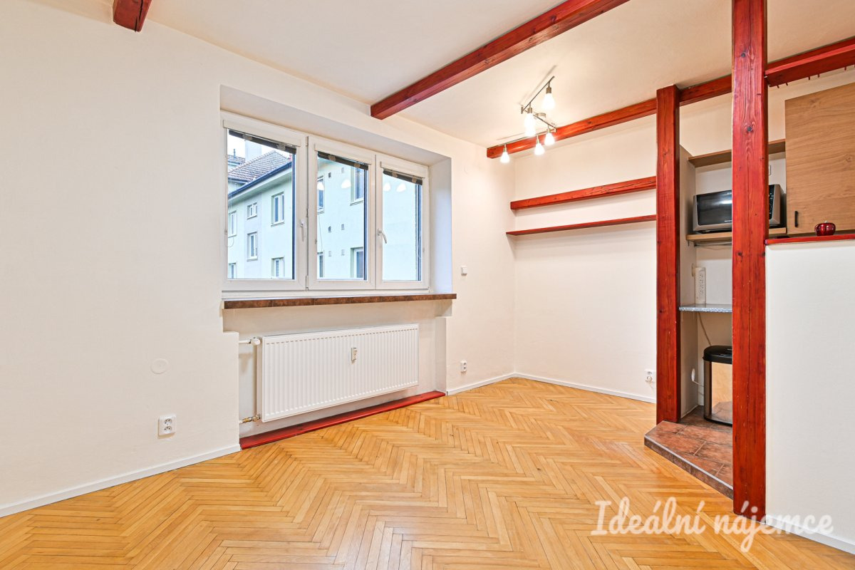 Pronájem bytu 3+kk, Bezručova čtvrť, Kuřim,  16.000 Kč/měs, 37 m2