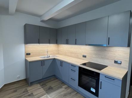 Pronájem bytu, 2+1, 68 m²