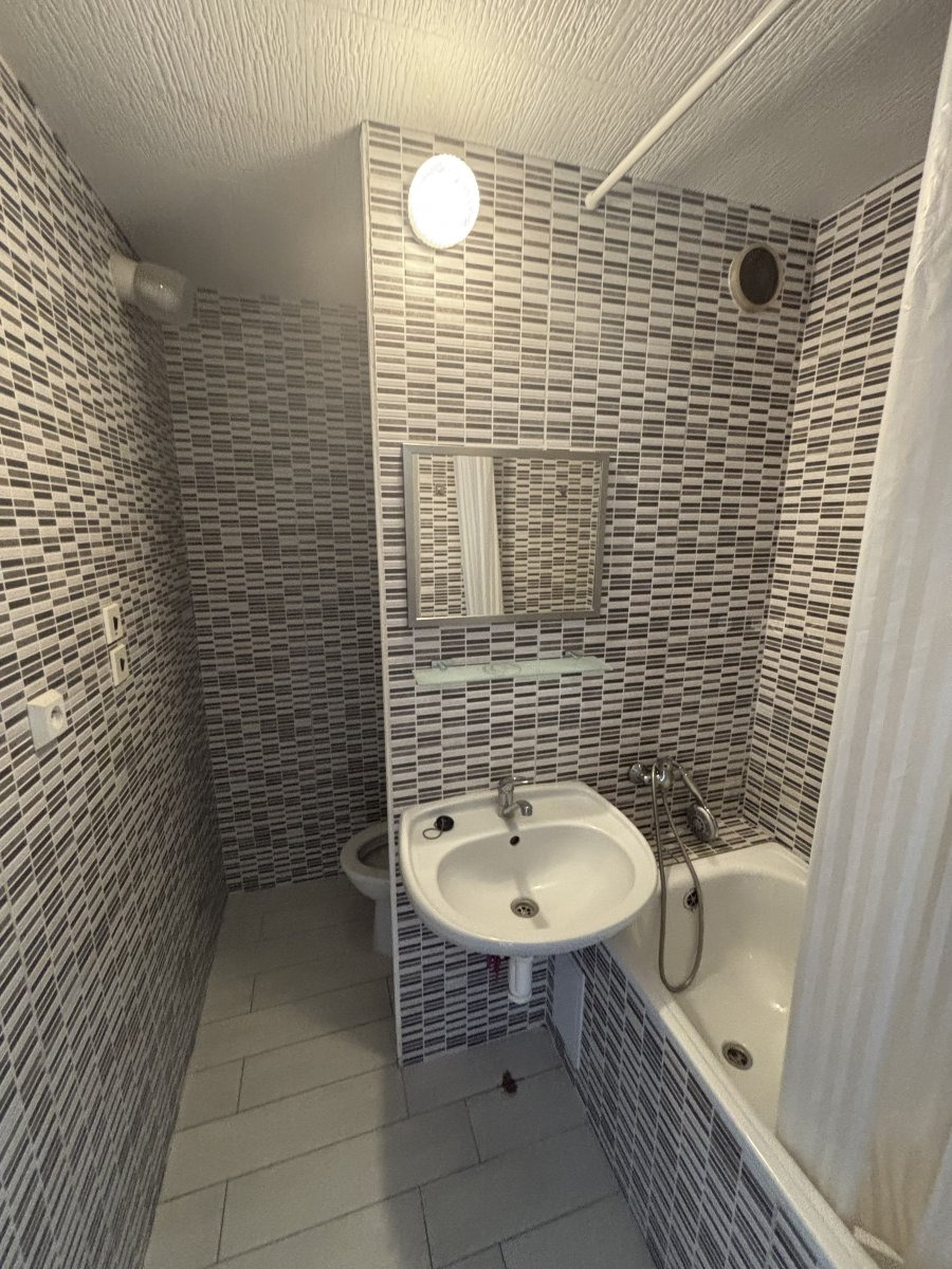 K dlouhodobému podnájmu nabízíme byt 2+kk, Durychova, Hradec Králové, 13.000,-/m, 45m2