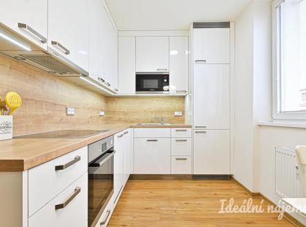 Pronájem bytu, 2+1, 60 m²