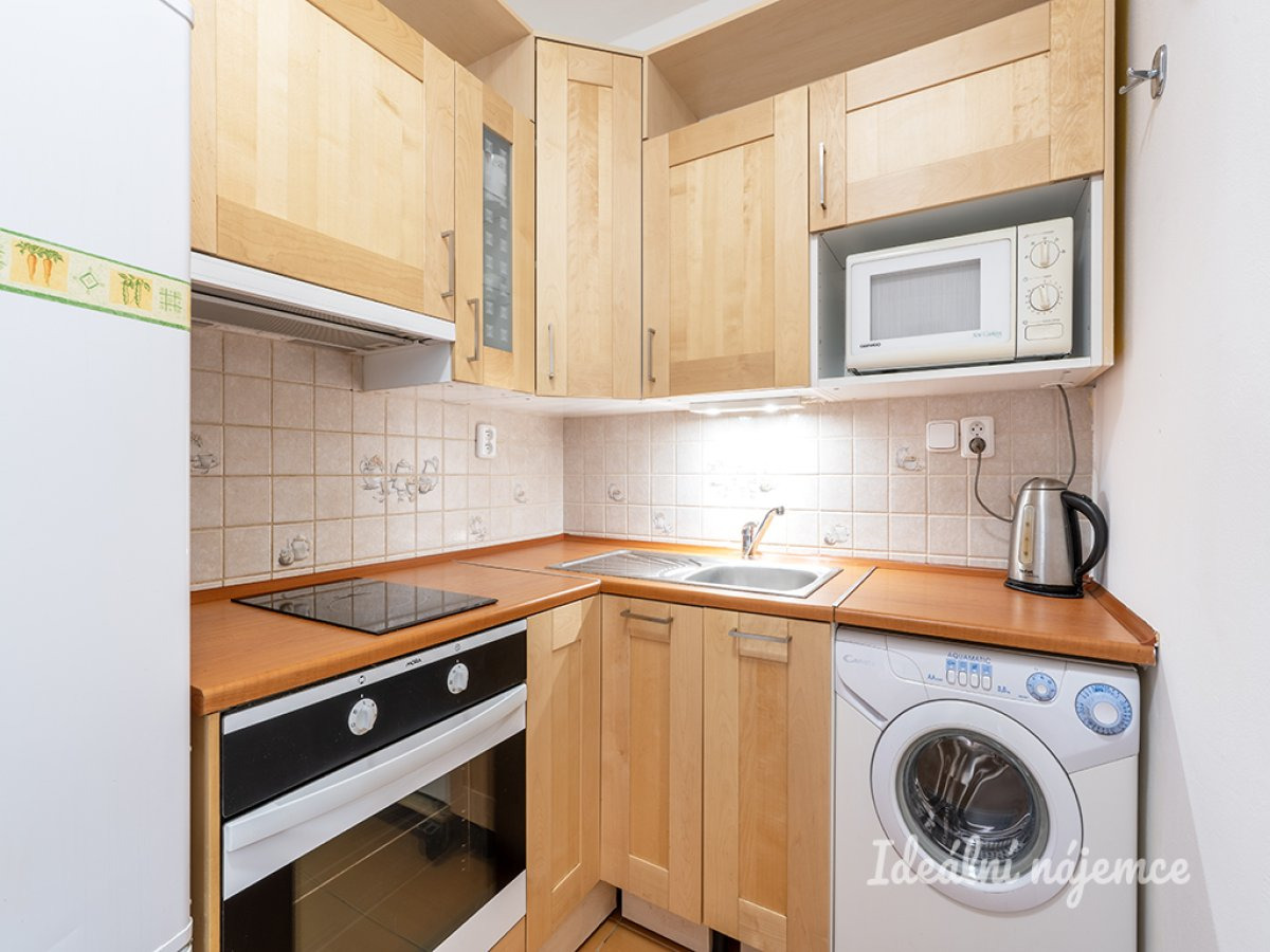 Pronájem bytu 2+kk, Želivecká, Záběhlice, 36 m2