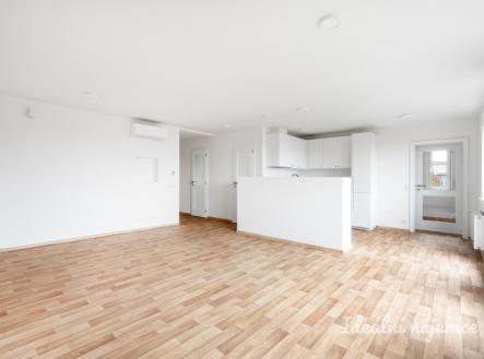 Pronájem bytu, 3+kk, 86 m²