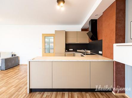 Pronájem bytu, 2+kk, 69 m²