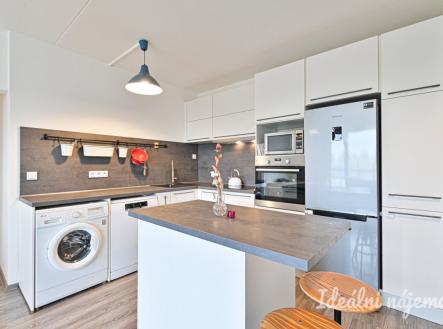 Pronájem bytu, 2+kk, 50 m²