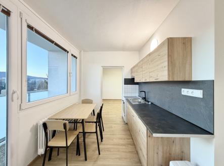 Pronájem bytu, 3+1, 69 m²