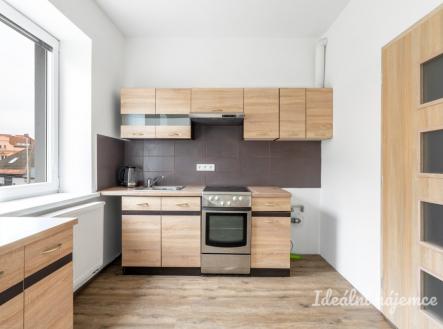 Pronájem bytu, 1+kk, 24 m²