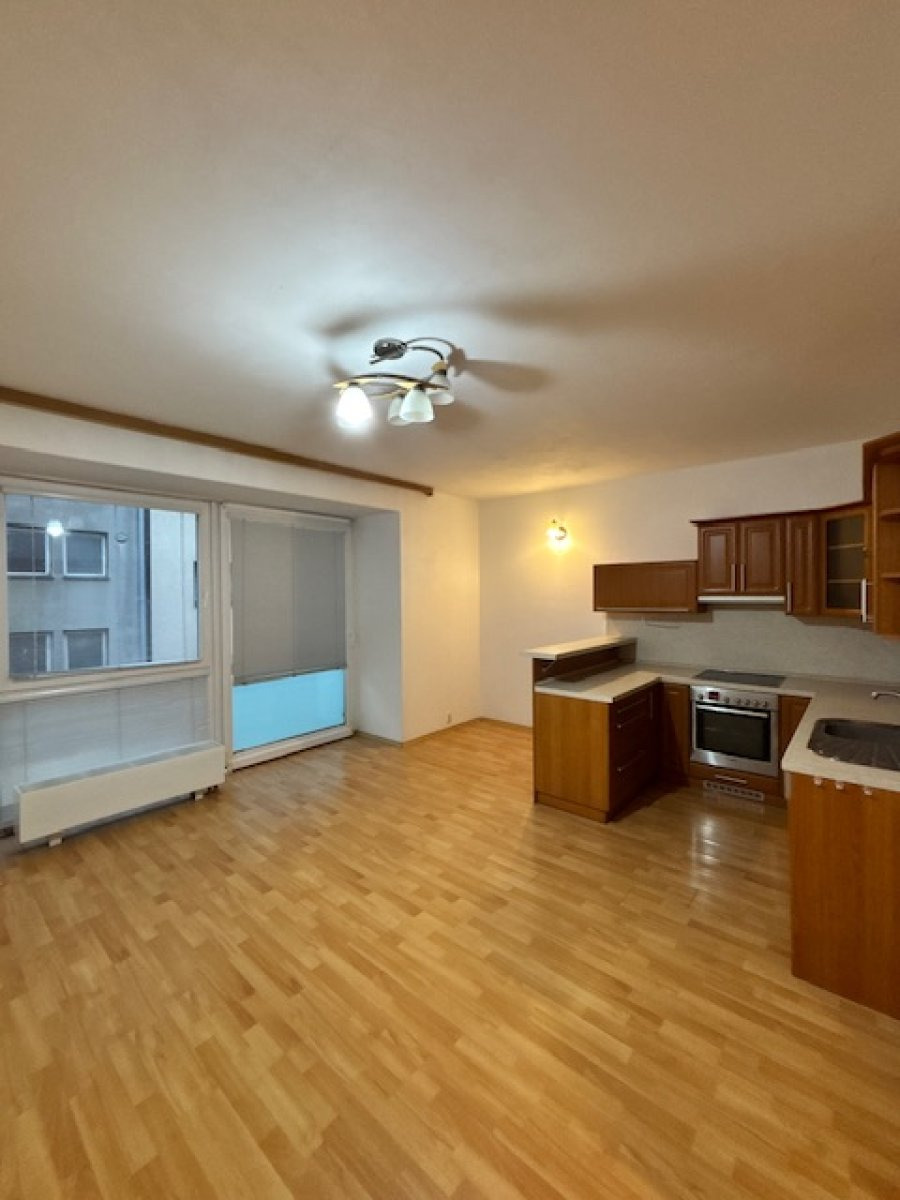 Pronájem bytu 3+kk, Pernerova, Pardubice, 23000 Kč/měs, 65m2