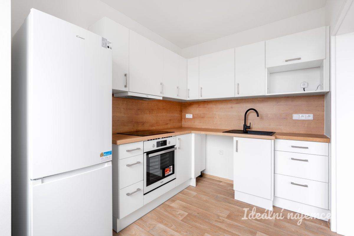 Pronájem bytu 1+1, Dreyerova, Hlubočepy,   32 m2