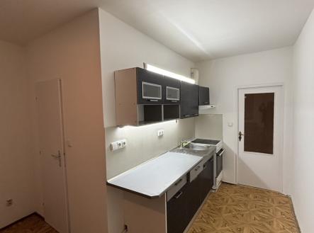 Pronájem bytu, 4+1, 85 m²