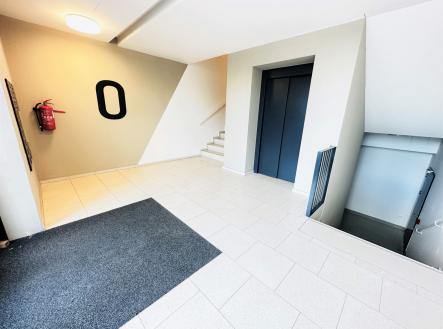 Pronájem bytu, 2+kk, 60 m²