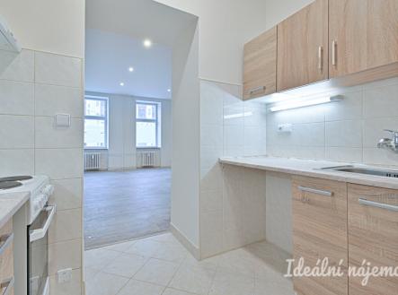 Pronájem bytu, 1+1, 38 m²